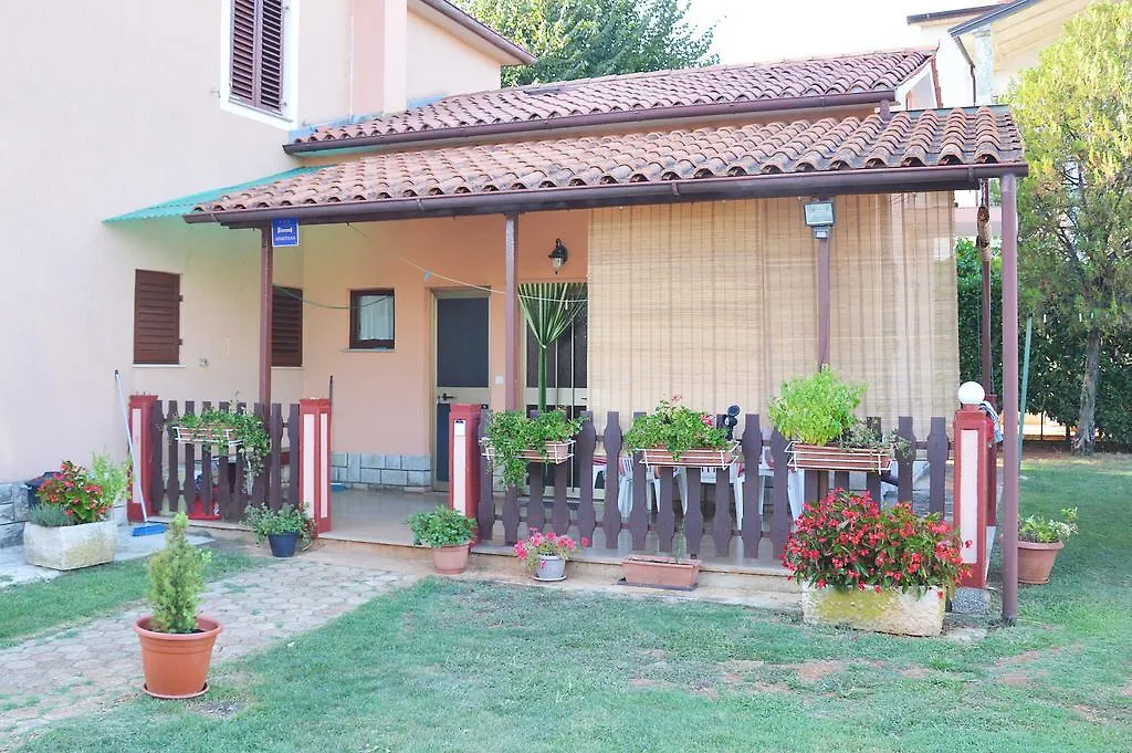 דירות אומאג Giardino 0*,  קרואטיה